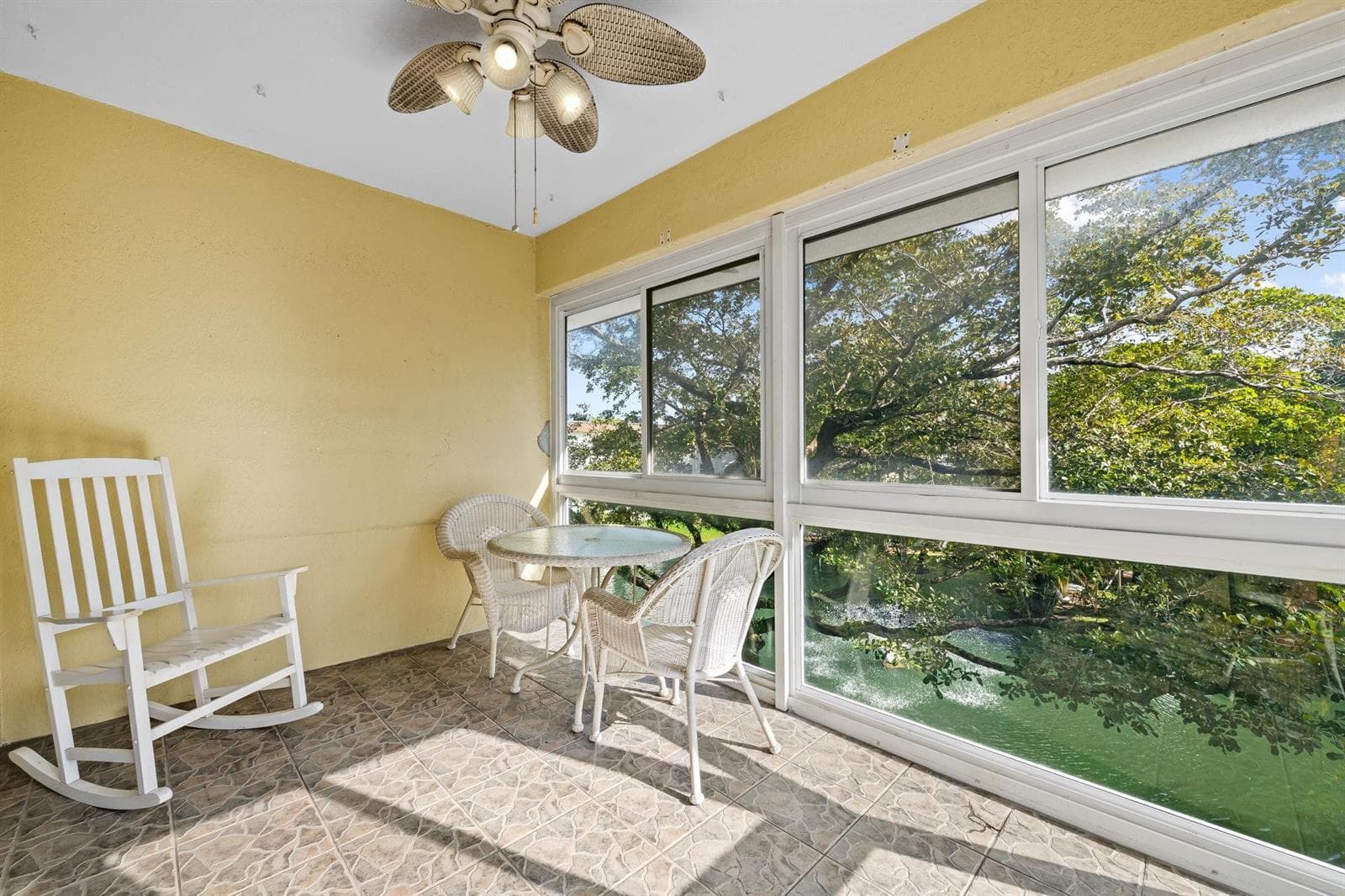 5151 W Oakland Park Boulevard # 309, Lauderdale Lakes FL 33313 photo 4