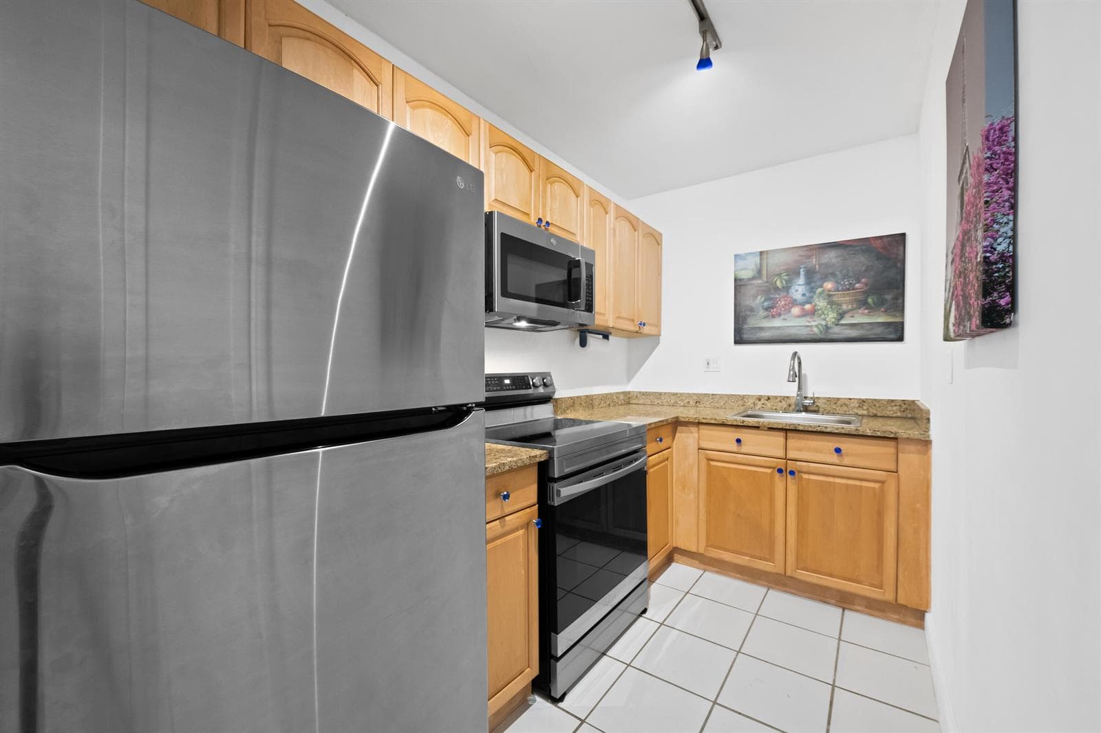 720 Orton Avenue # 402, Fort Lauderdale FL 33304 photo 3