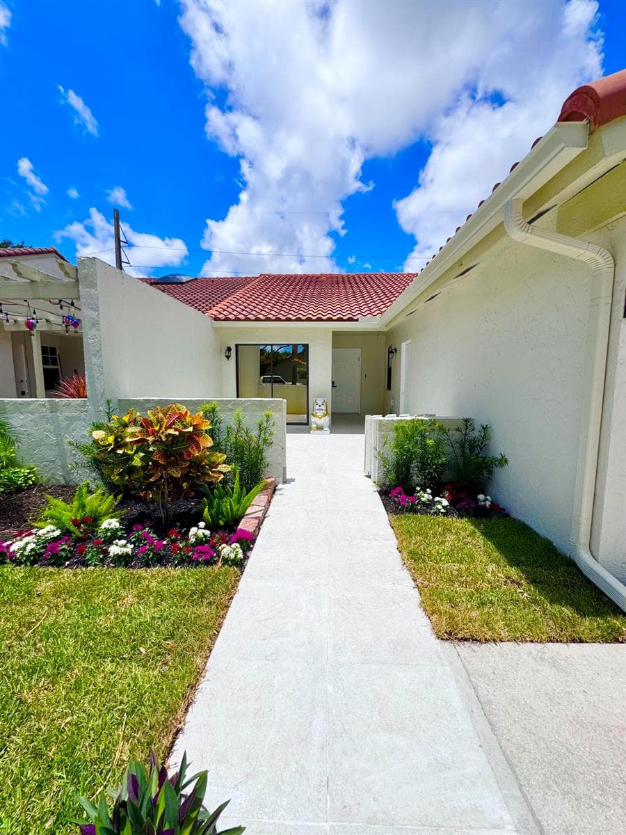 21547 Altamira Avenue, Boca Raton FL 33433 photo 2
