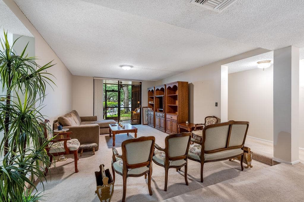 3680 Inverrary Drive # 1v, Lauderhill FL 33319 photo 5