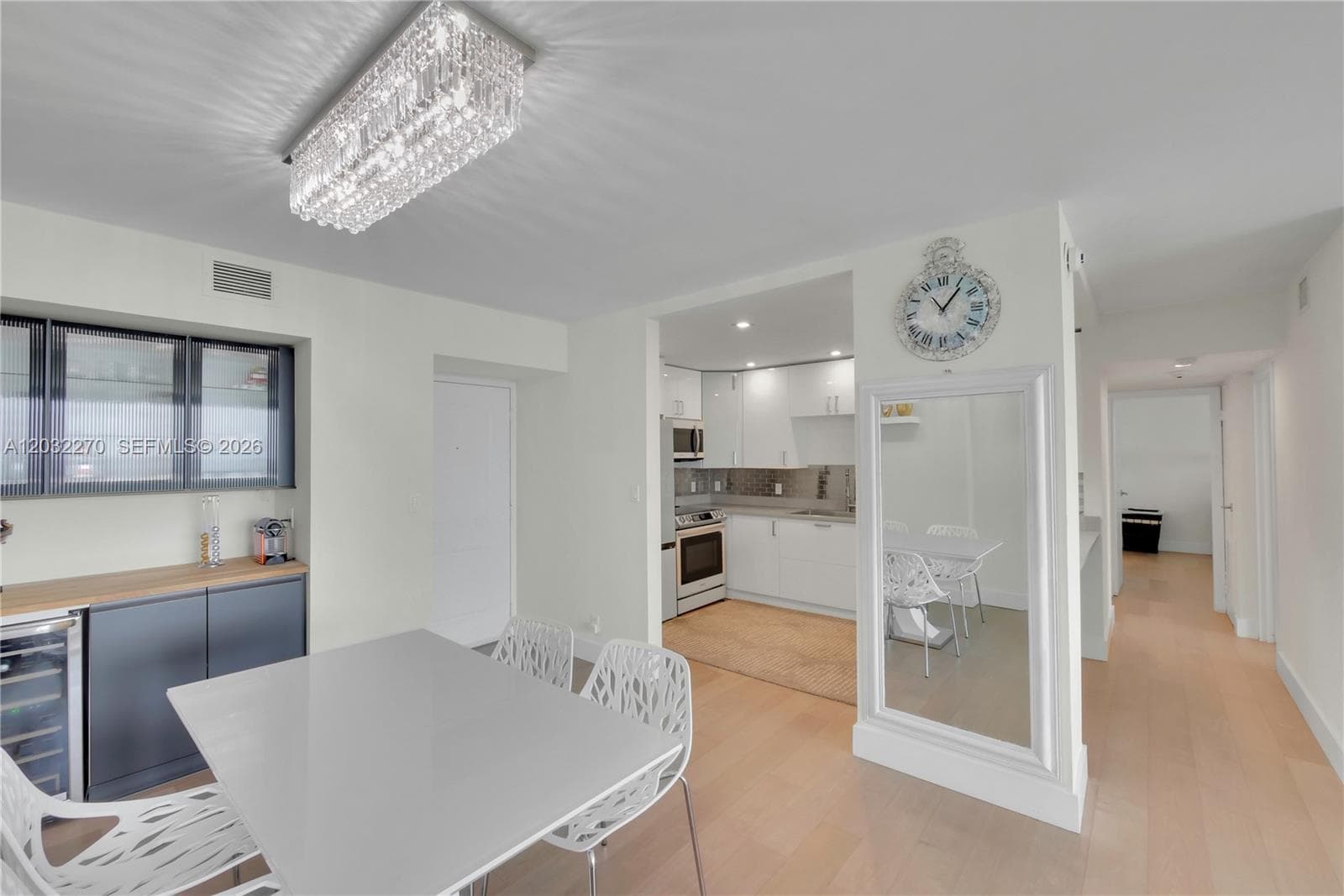 100 Bayview Dr # 1008, Sunny Isles Beach, FL 33160 photo 3