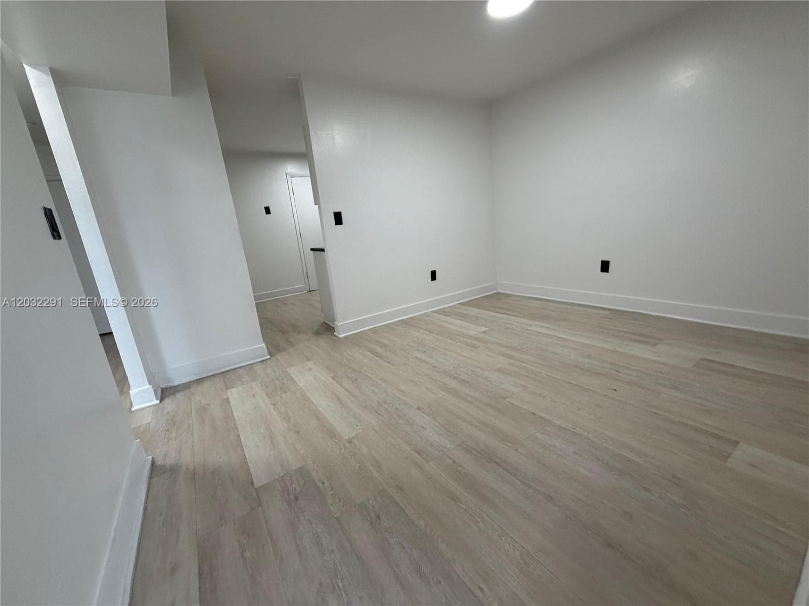 12215 W Dixie Hwy # 206, North Miami, FL 33161 photo 3
