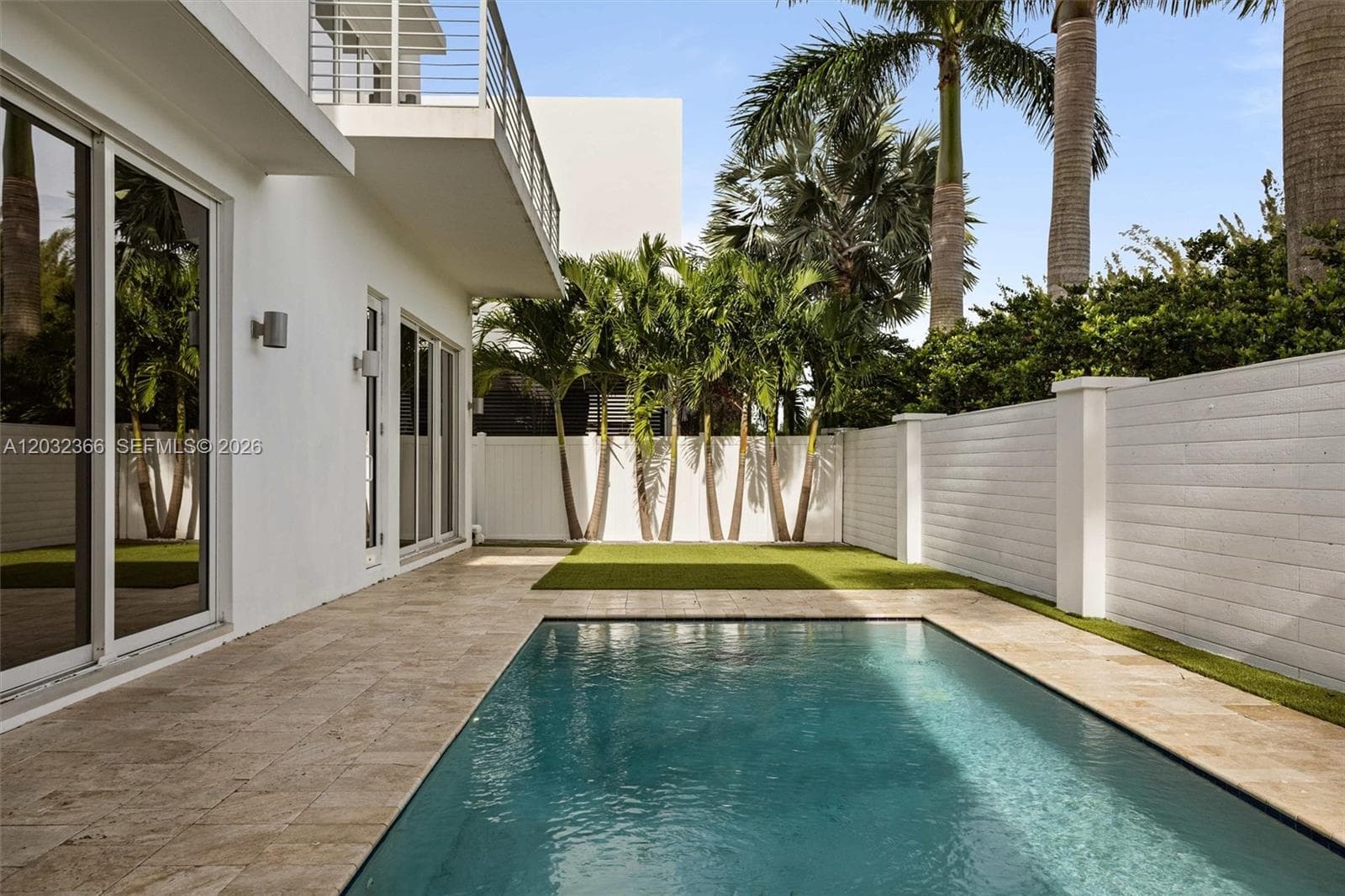 10296 NW 74th Terrace, Doral FL 33178 photo 2