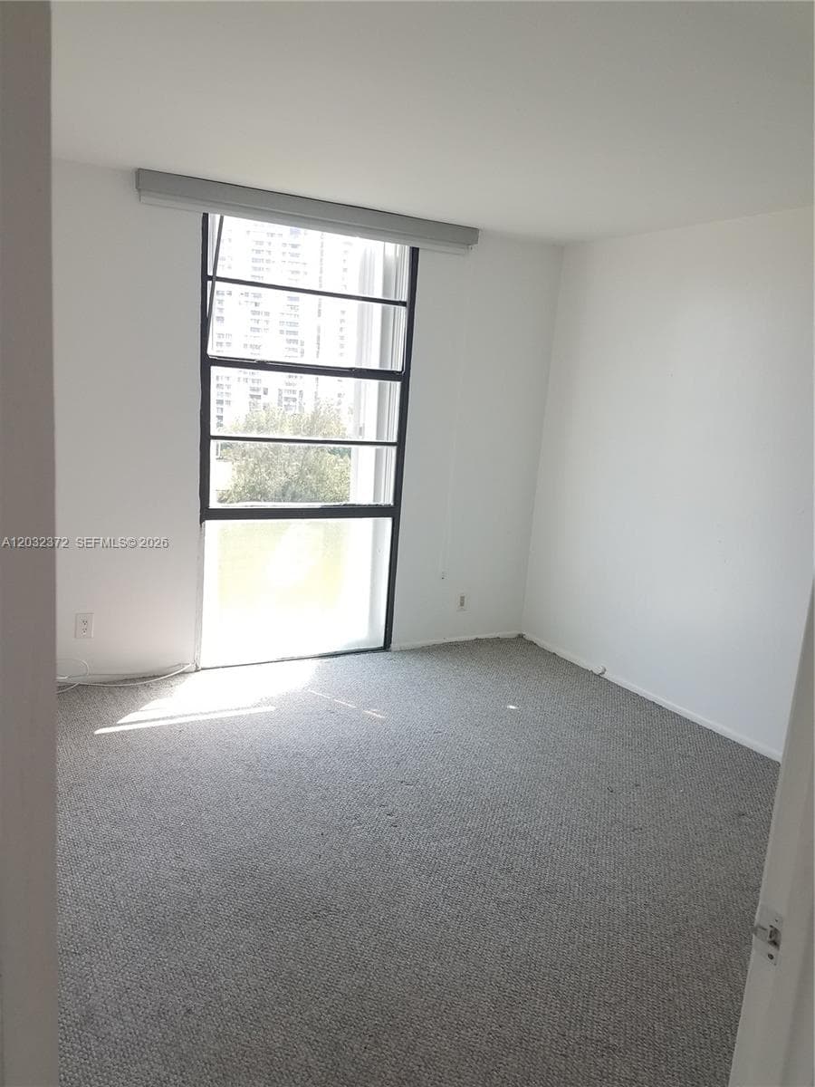 3475 N Country Club Dr # 805, Aventura FL 33180 photo 4
