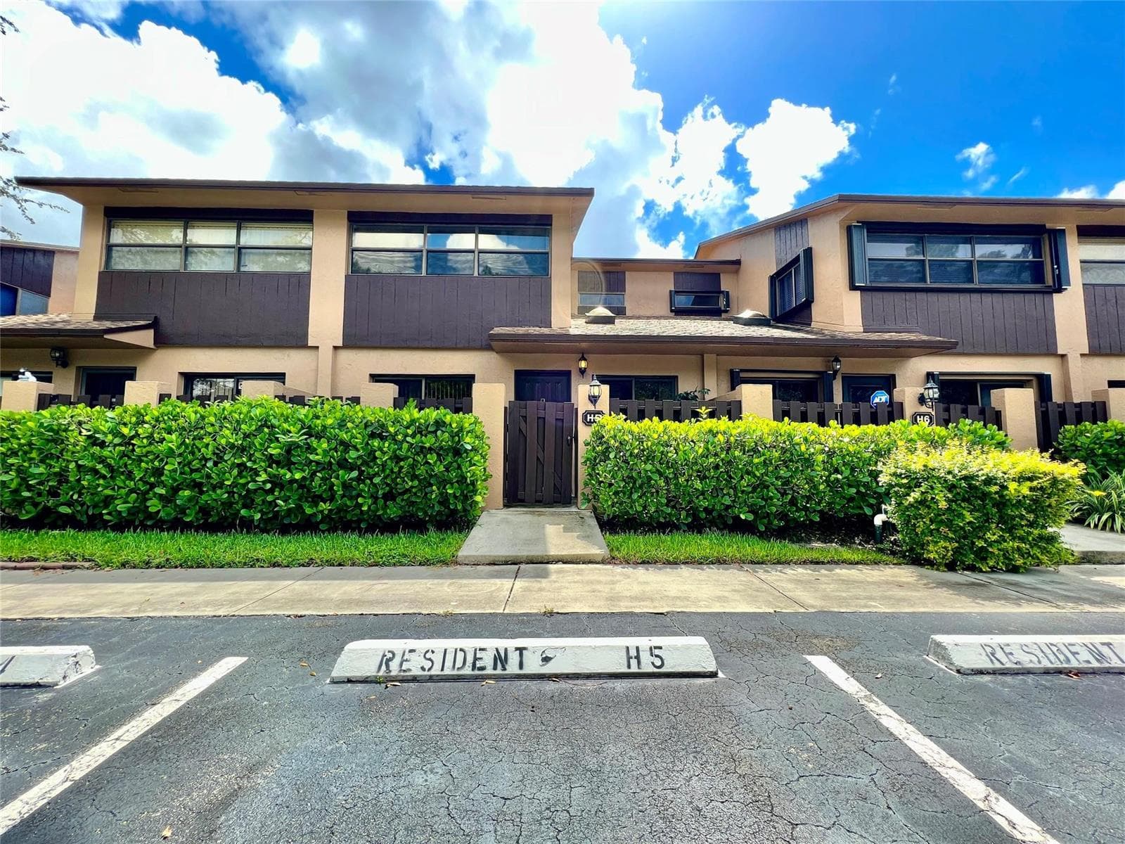 7750 NW 79th Avenue # H5, Tamarac FL 33321 photo 3