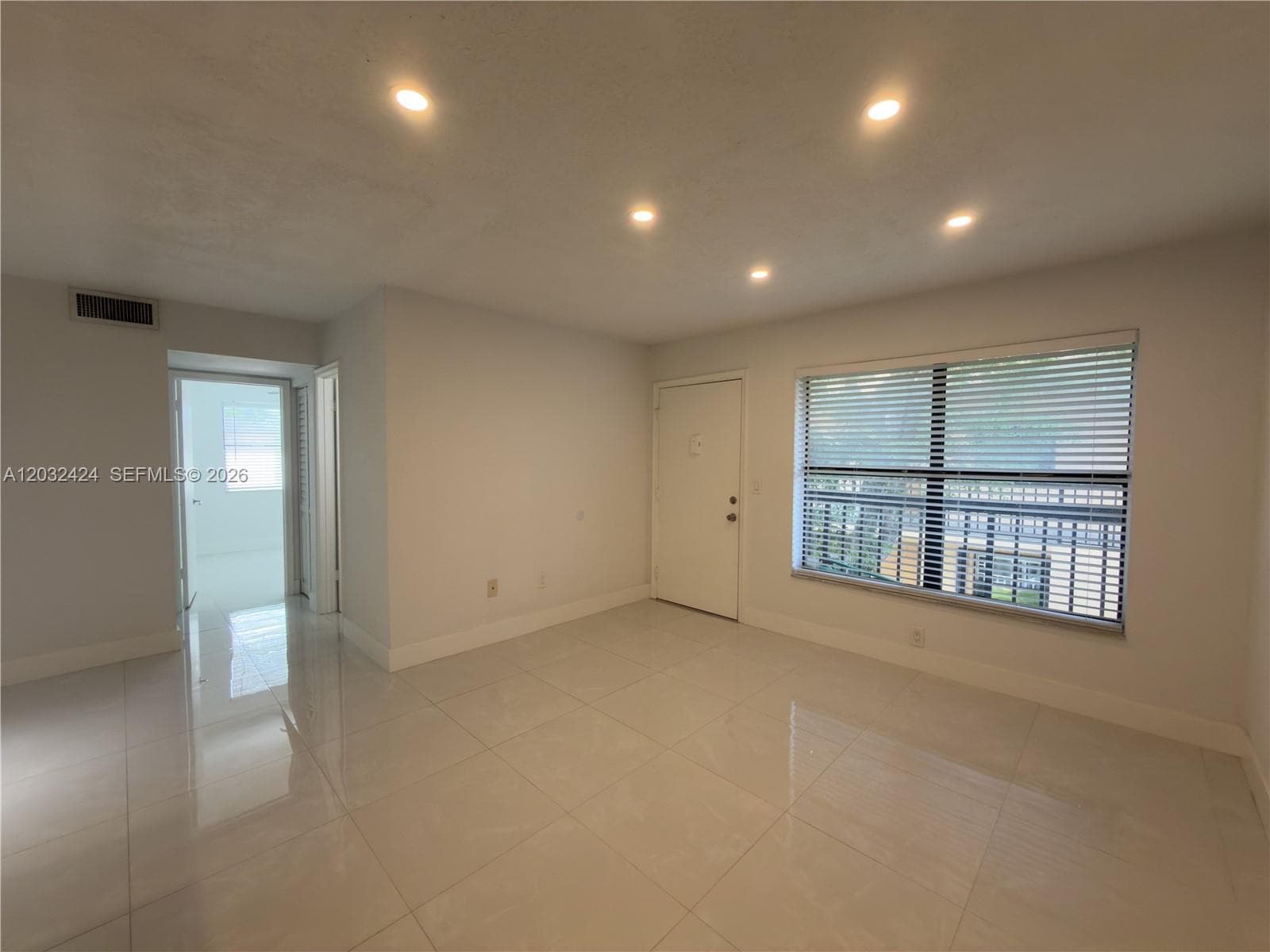 2500 W 67th Pl # 21-26, Hialeah FL 33016 photo 4