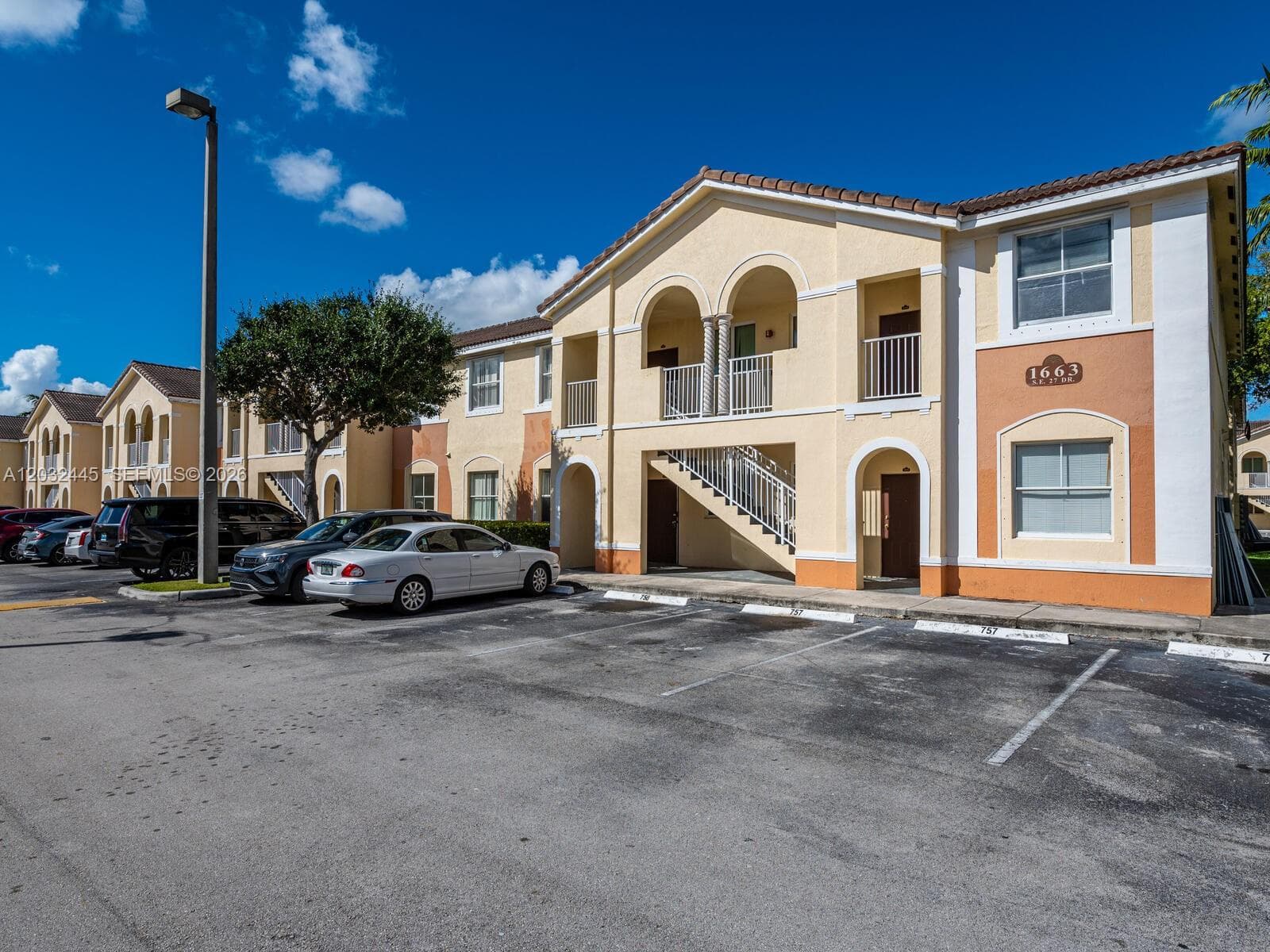 1663 SE 27th Dr # 108, Homestead, FL 33035 photo 2
