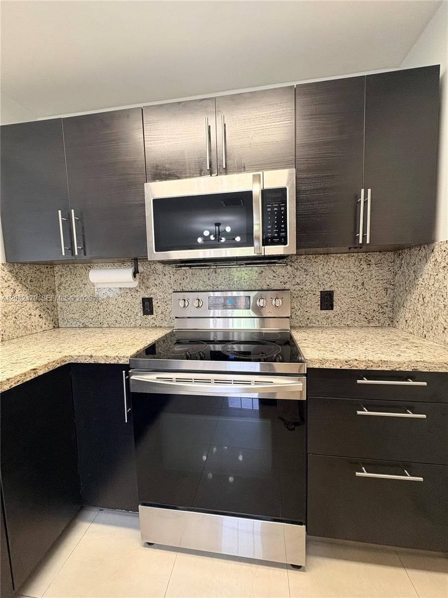 1116 N 61st Ave # 1, Hollywood FL 33024 photo 3
