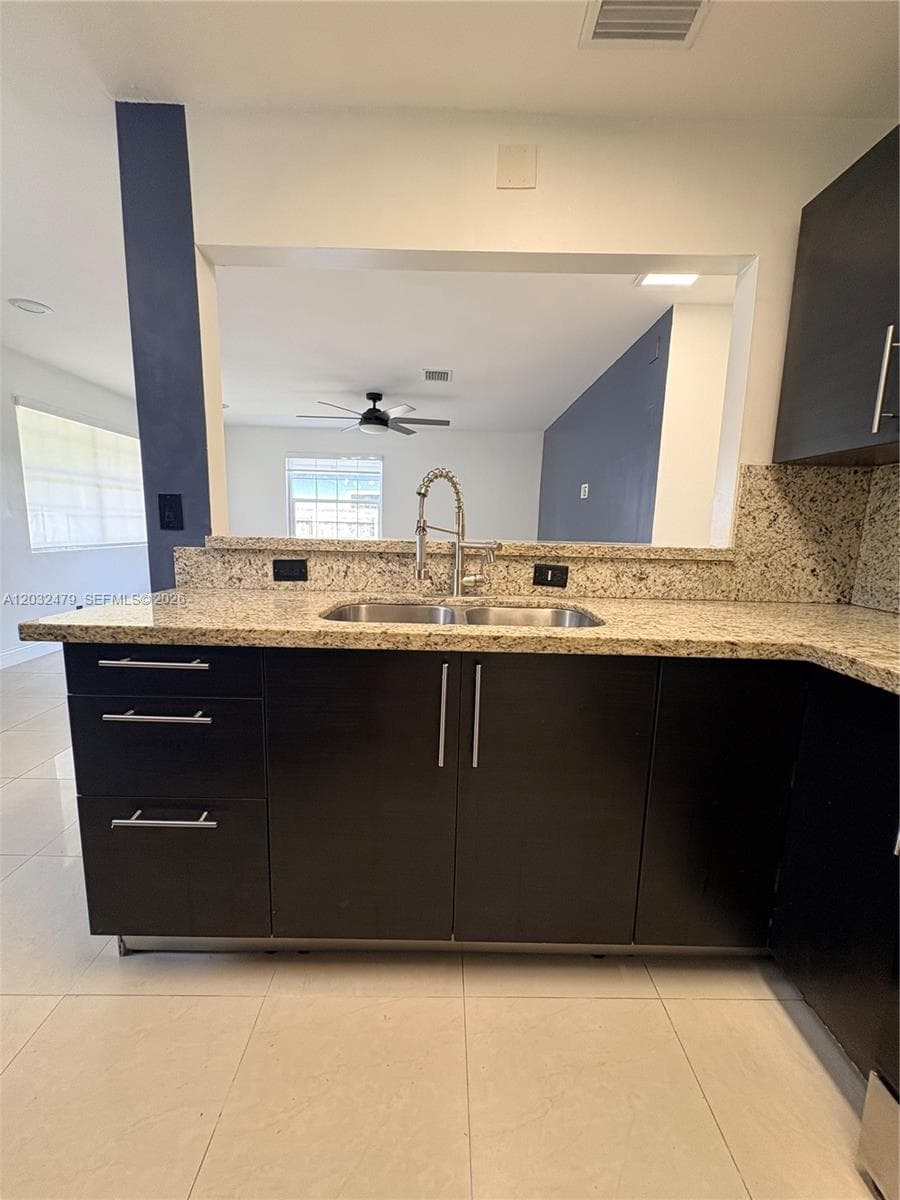 1116 N 61st Ave # 1, Hollywood FL 33024 photo 4
