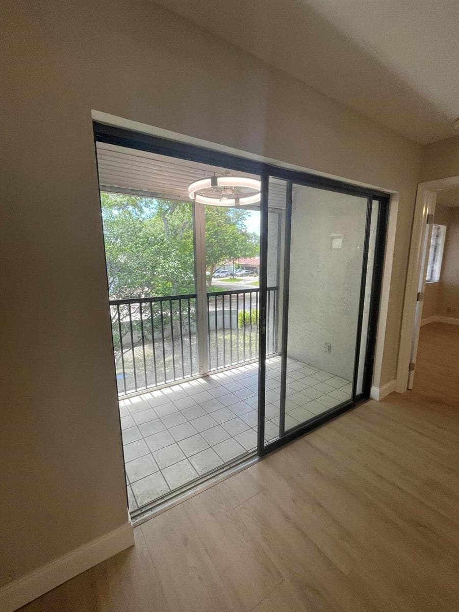 9537 SW 1st Court, Coral Springs FL 33071 photo 5