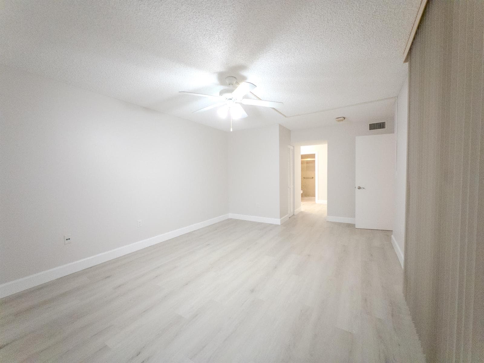 2800 N 46th # A502, Hollywood FL 33021 photo 5