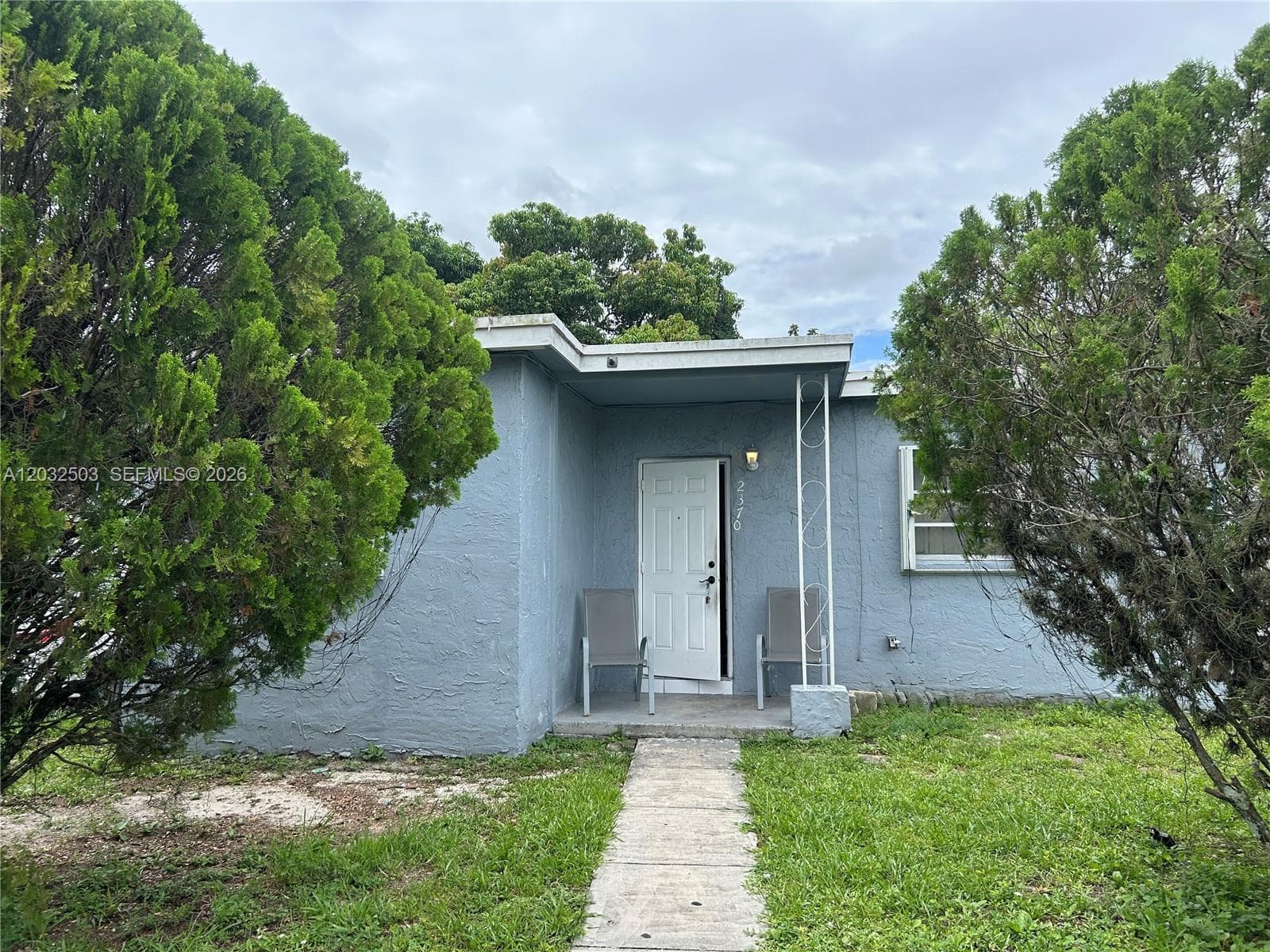 2370 NW 153rd St, Miami Gardens FL 33054 photo 2