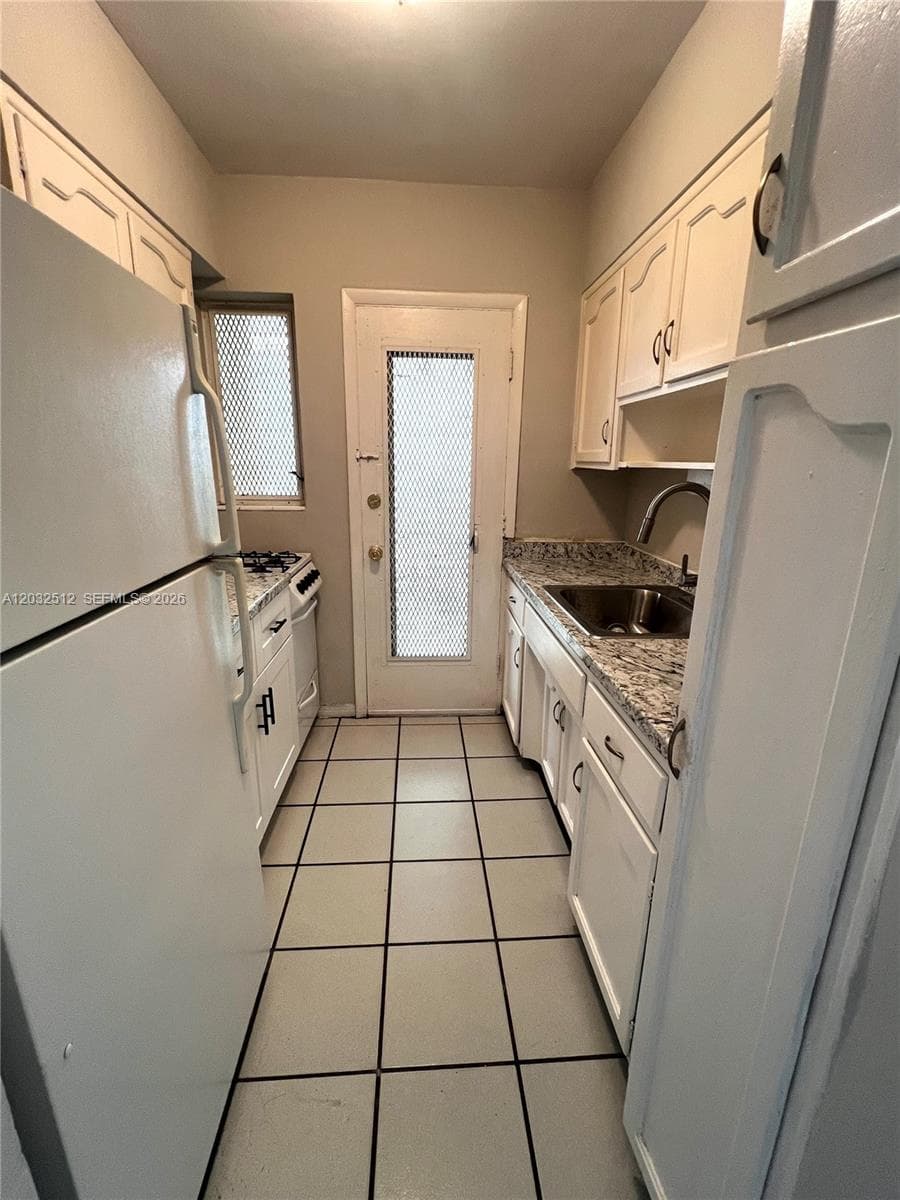 825 Euclid Ave # 9, Miami Beach, FL 33139 photo 5