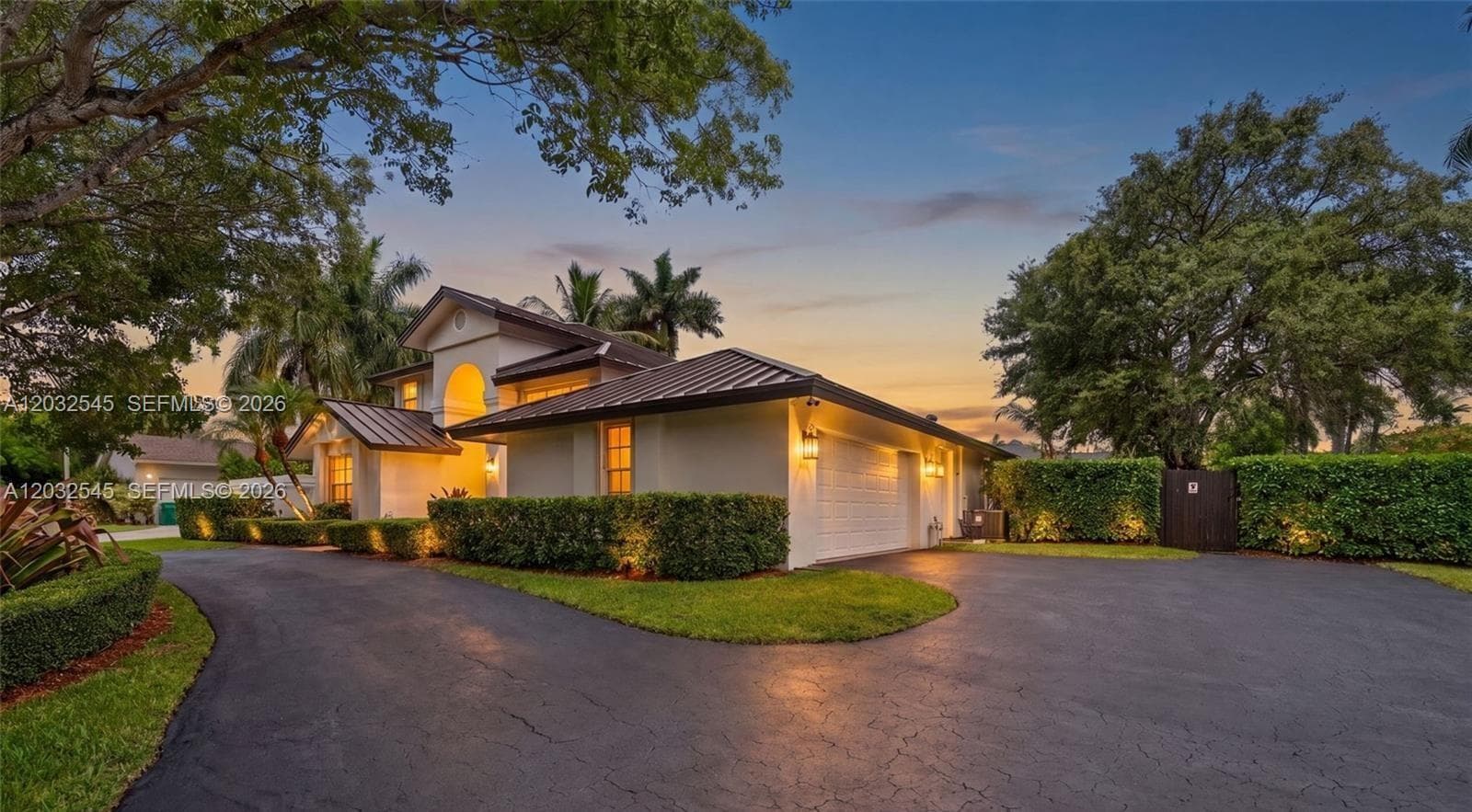 8224 SW 178th Ter, Palmetto Bay FL 33157 photo 3