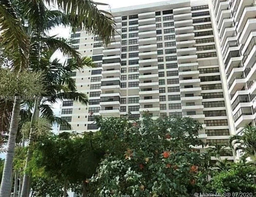 500 Three Islands Blvd # 314, Hallandale Beach FL 33009 photo 2