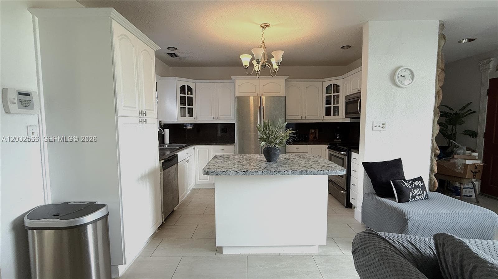 1245 NE 203rd St, Miami FL 33179 photo 5