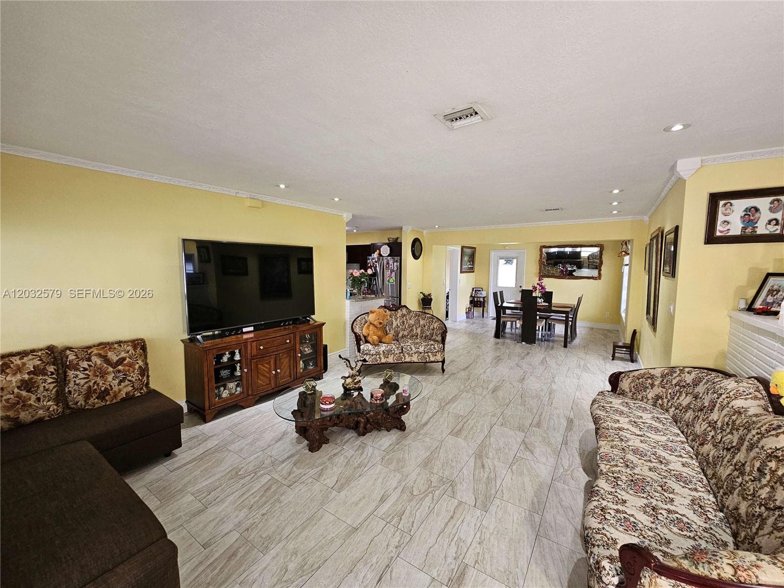 7470 Polk St, Hollywood, FL 33024 photo 3