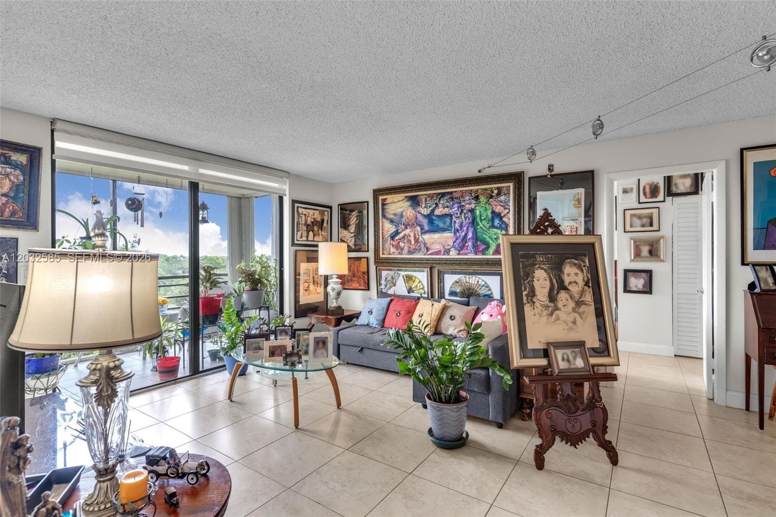 1400 Saint Charles Pl # 623, Pembroke Pines FL 33026 photo 2