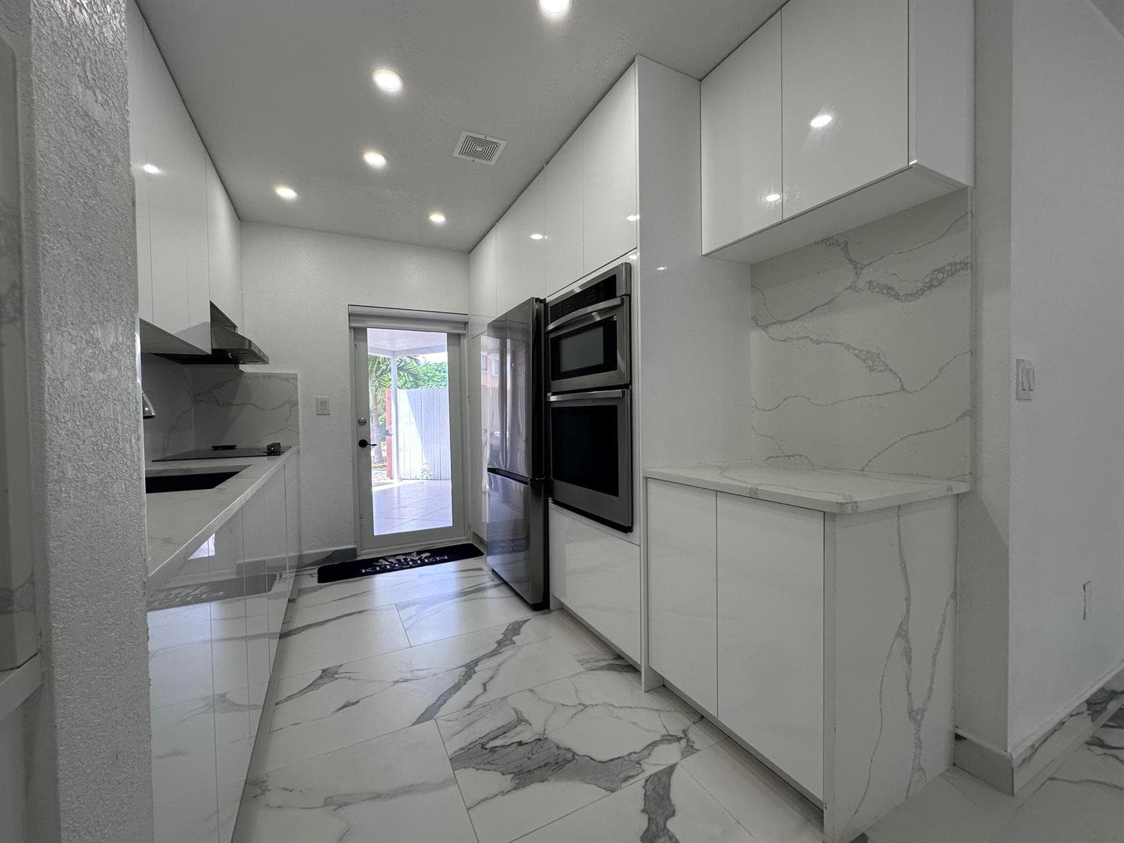 300 E 4th Street # 103, Hialeah FL 33010 photo 4