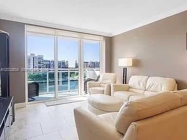 3000 S Ocean Dr # 420, Hollywood, FL 33019 photo 4