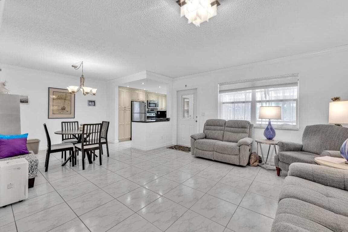 580 Egret Drive # 121, Hallandale Beach FL 33009 photo 5