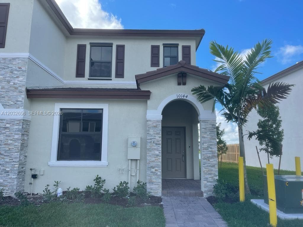 10144 SW 228th Ter, Miami FL 33190 photo 2