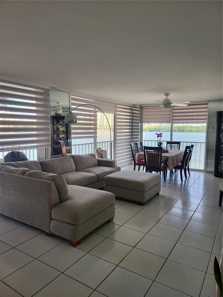 290 174th St # M19, Sunny Isles Beach FL 33160 photo 4