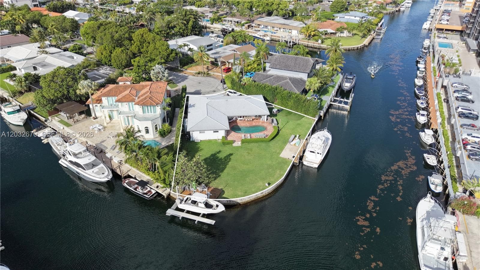 13305 Biscayne Island Ter, North Miami FL 33181 photo 3