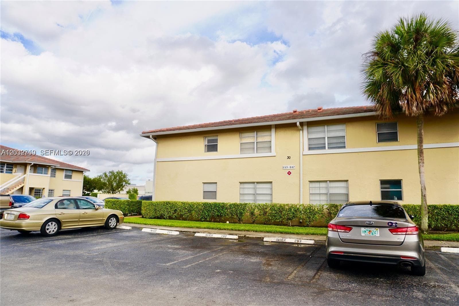 841 Twin Lakes Dr # A, Coral Springs FL 33071 photo 4