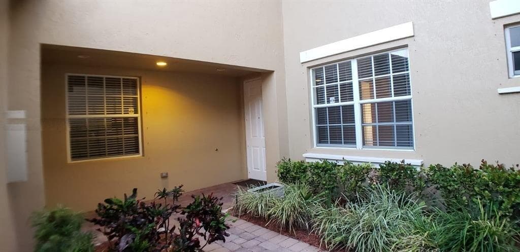 8207 NW 128th Lane # b, Parkland FL 33076 photo 2