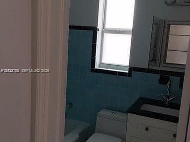 3 Farrey Ln # 3, Miami Beach FL 33139 photo 5