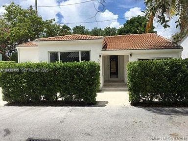 3 Farrey Ln # 3, Miami Beach FL 33139 photo 4