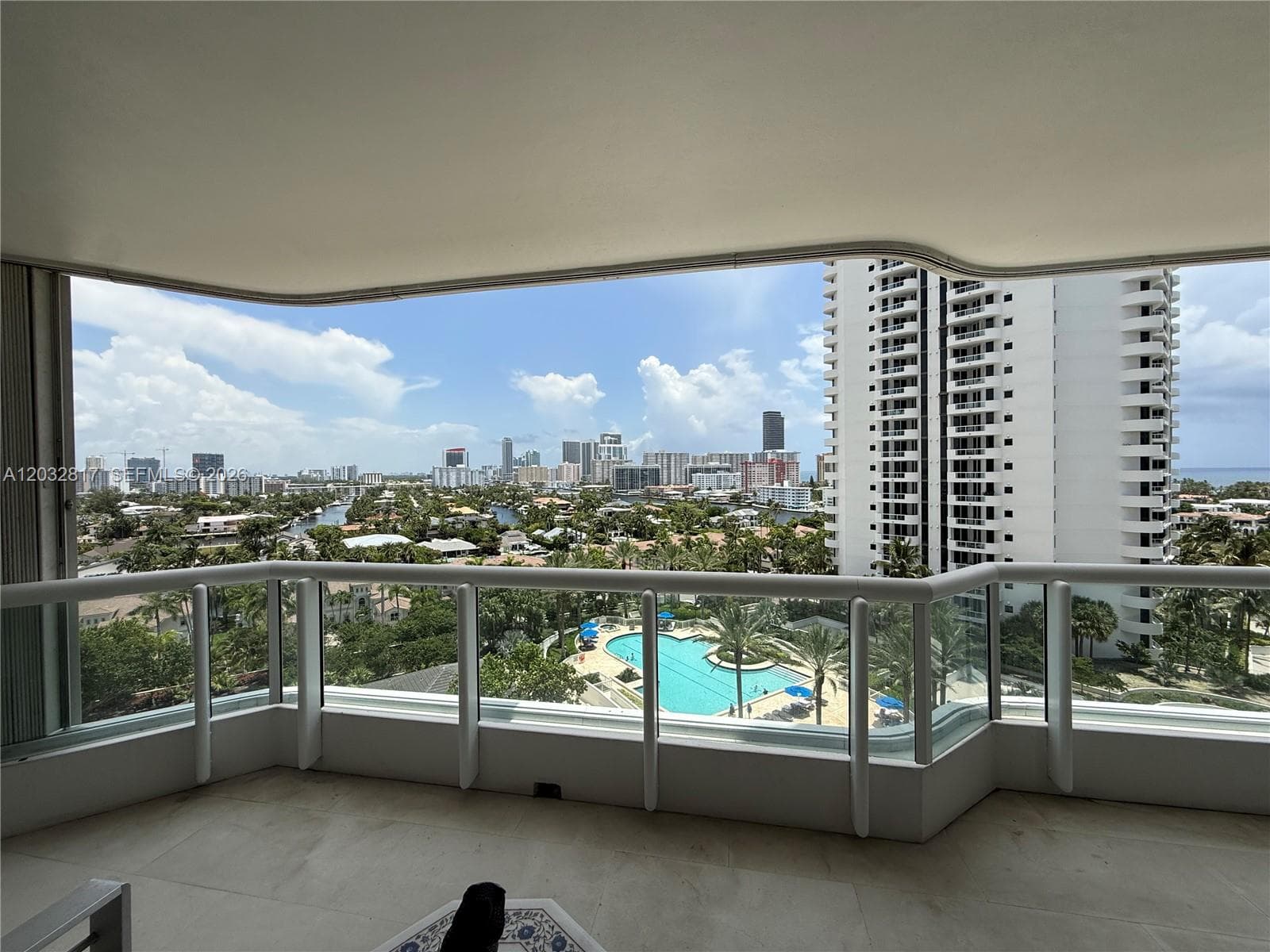 21205 Yacht Club Dr # 1201, Aventura FL 33180 photo 3