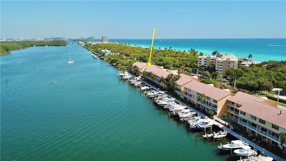 4230 N Ocean Drive, Hollywood FL 33019 photo 2