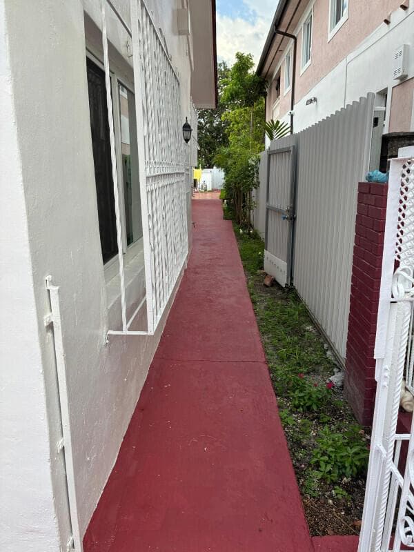 2828 SW 2nd Street, Miami FL 33135 photo 5