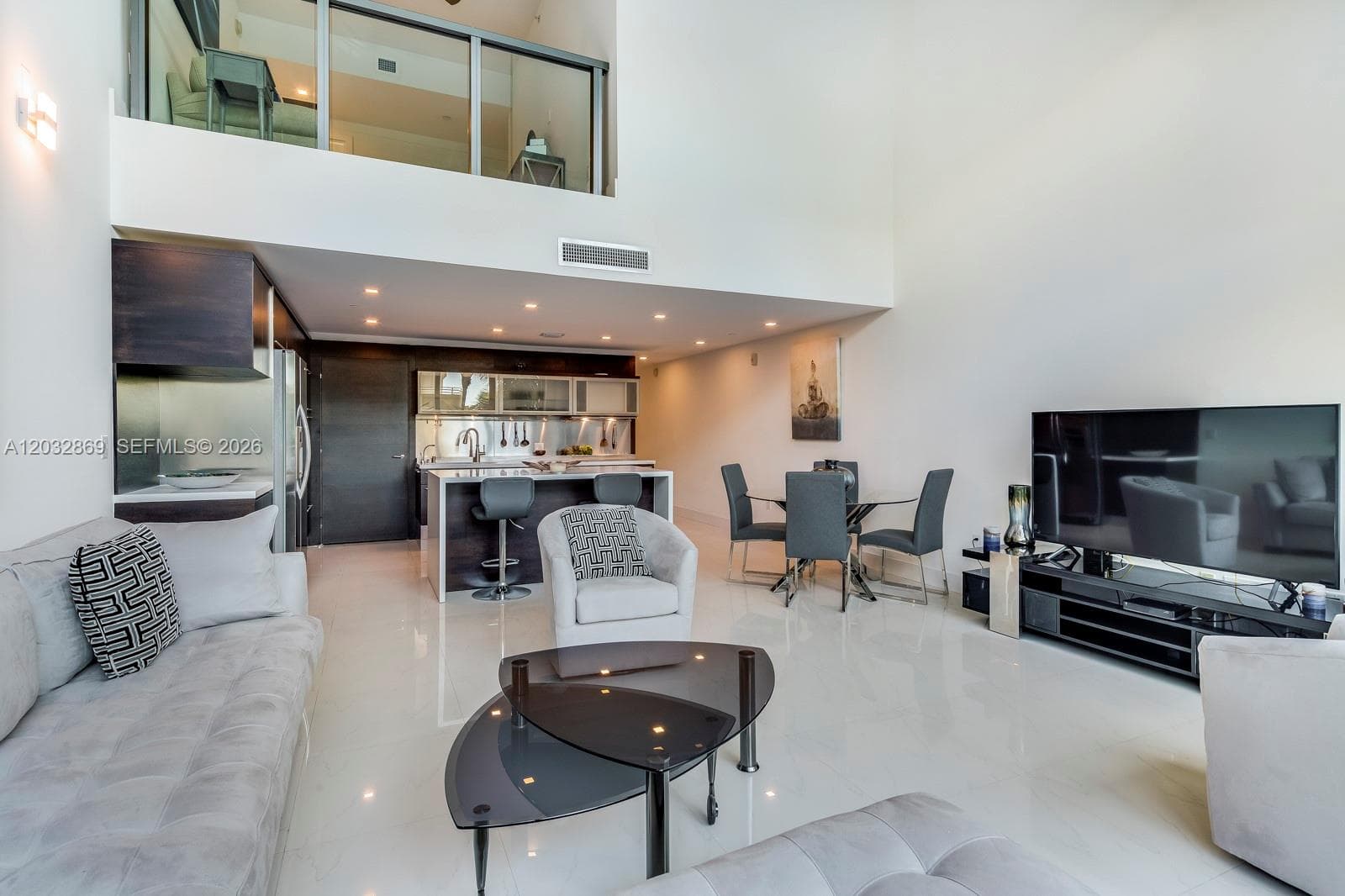 6000 Collins Ave # 346, Miami Beach FL 33140 photo 2