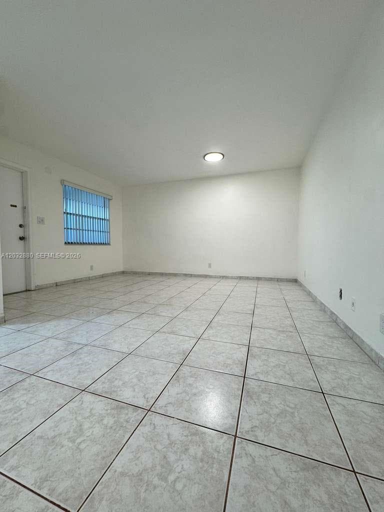 705 NE 2nd St # 11, Hallandale Beach FL 33009 photo 5