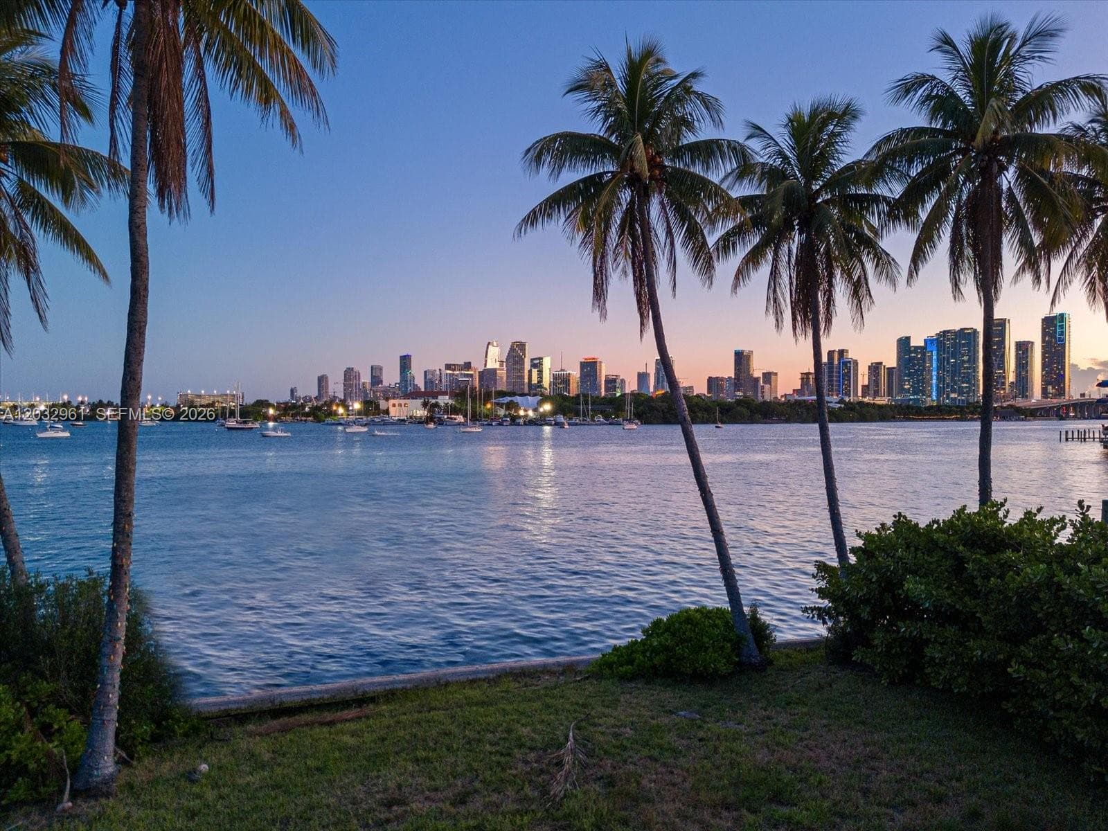 1228 S Venetian Way, Miami FL 33139 photo 3