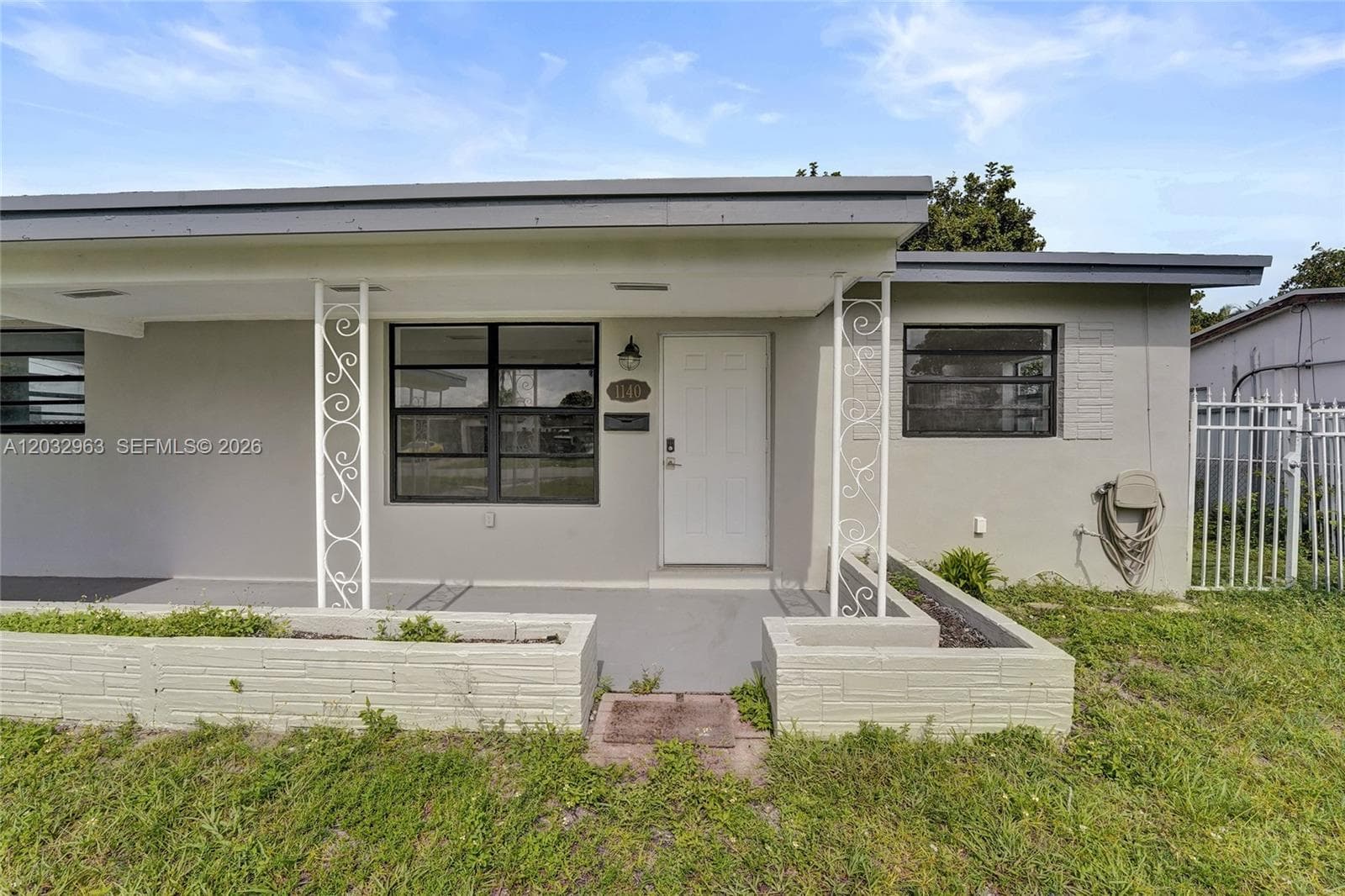 1140 N 74th Way, Hollywood FL 33024 photo 3
