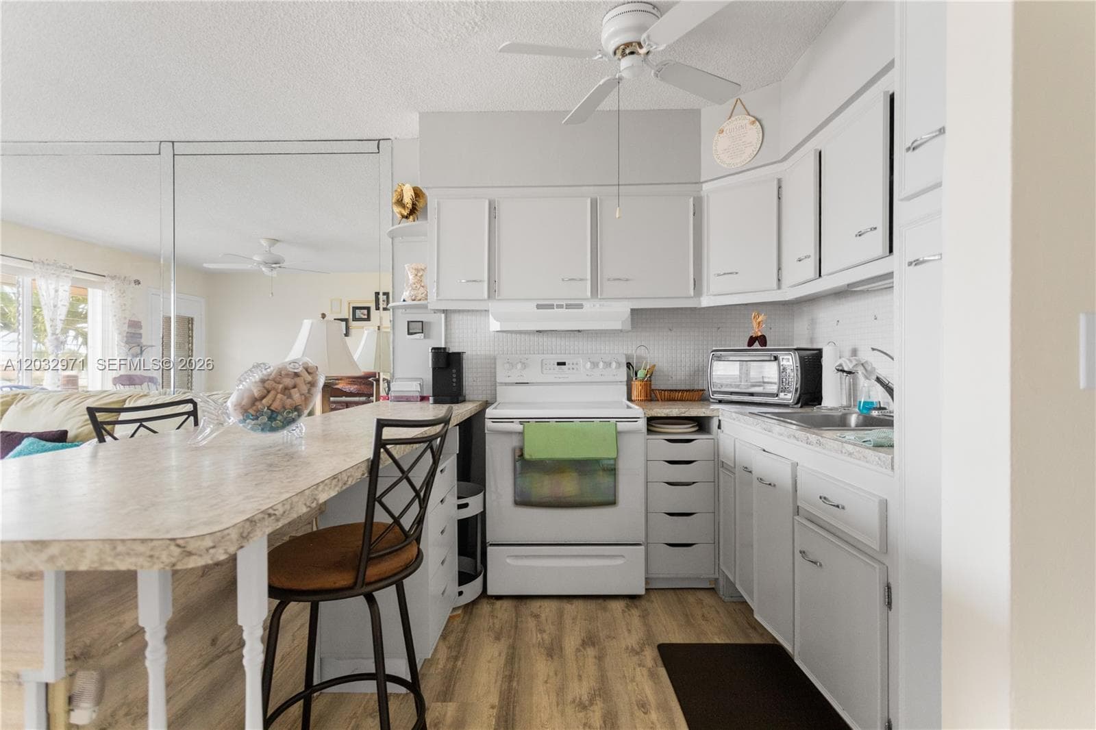725 SW 11th Ave # 12, Hallandale Beach FL 33009 photo 5