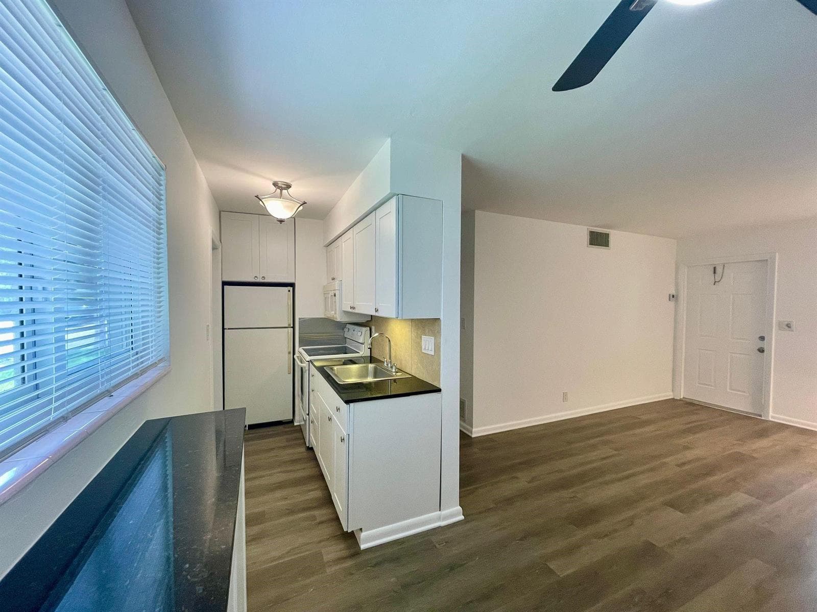 1704 NE 9th Street, Fort Lauderdale FL 33304 photo 4