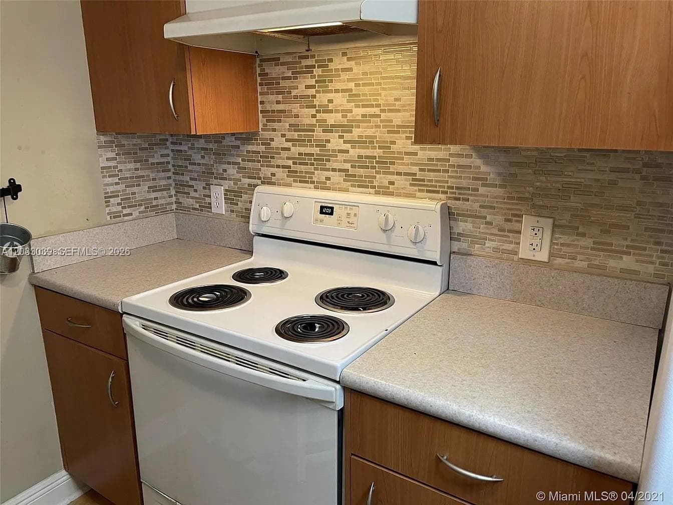 816 NW 11th St # 704, Miami, FL 33136 photo 2