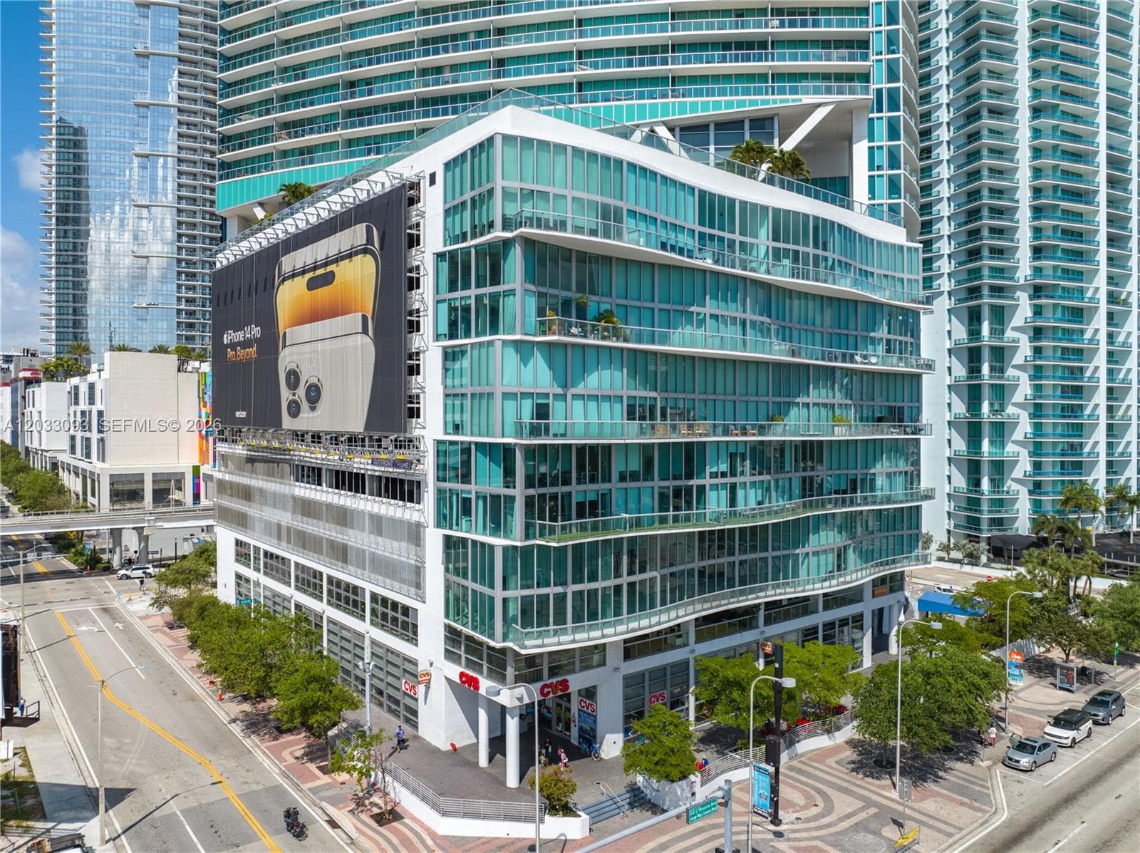 888 Biscayne Blvd # CU8B, Miami FL 33132 photo 2