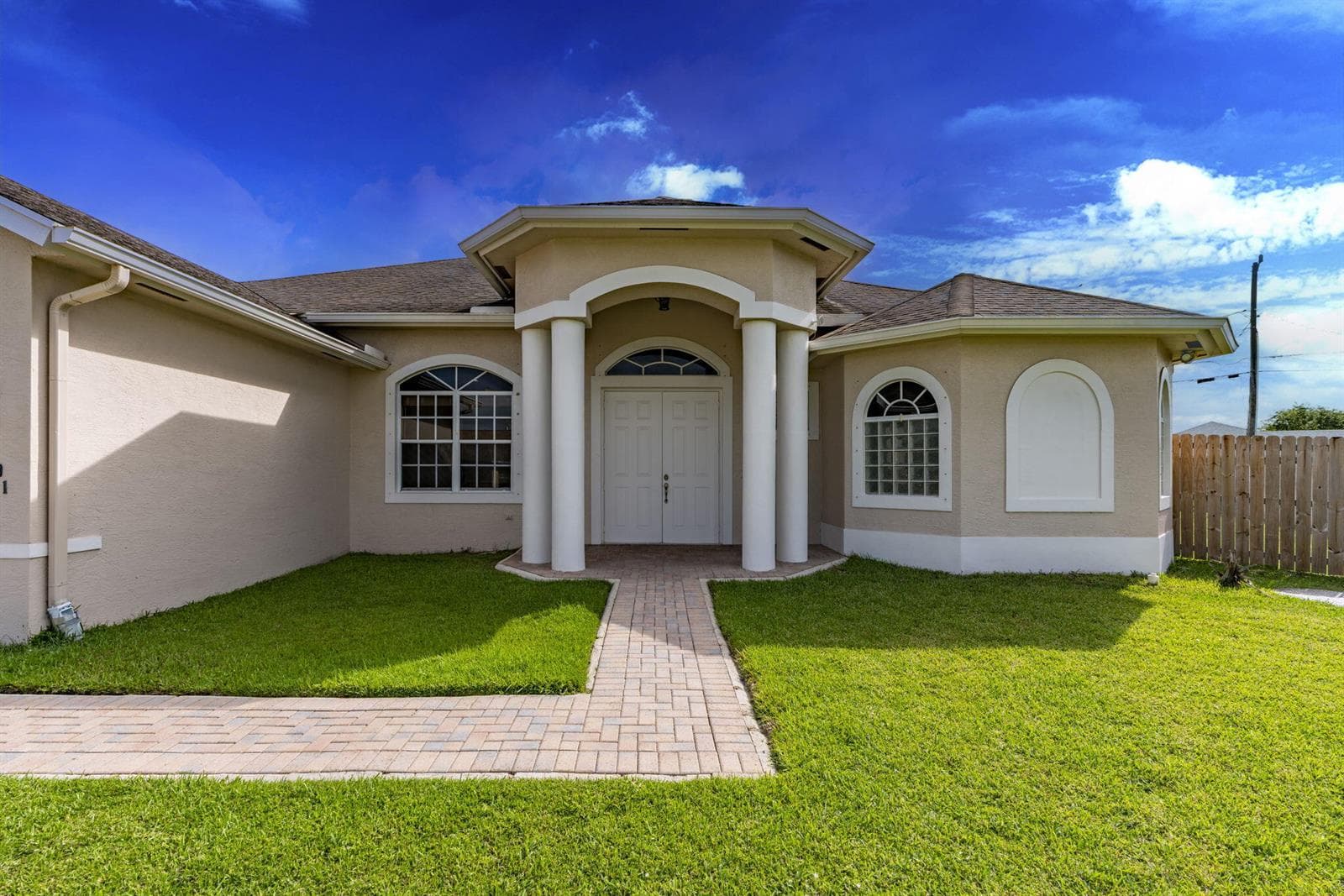 2301 SW Vale, Port St. Lucie FL 34953 photo 4