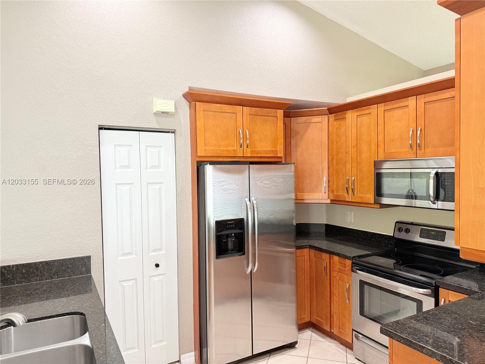 1530 Canary Island Dr, Weston FL 33327 photo 3