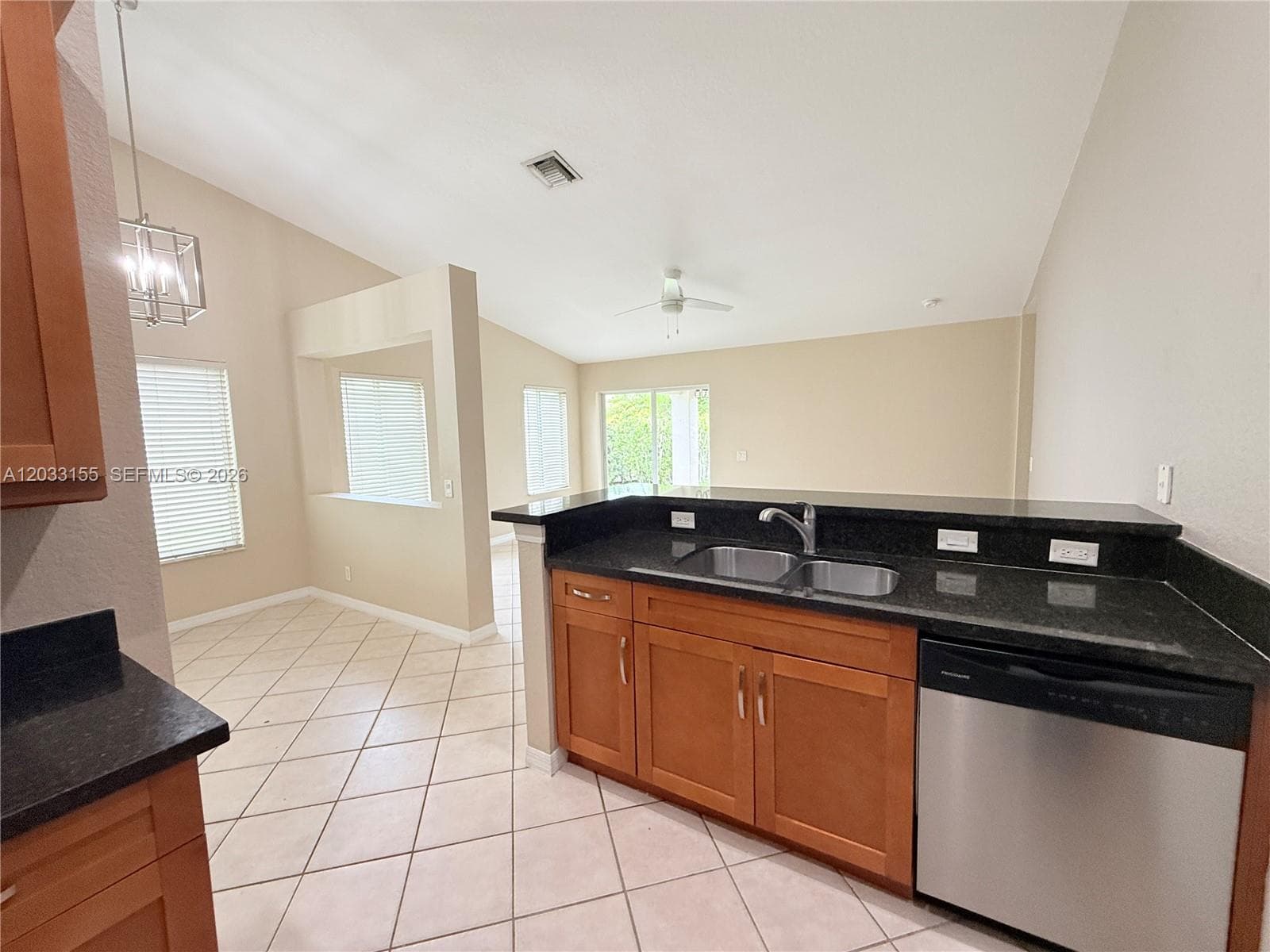 1530 Canary Island Dr, Weston FL 33327 photo 5