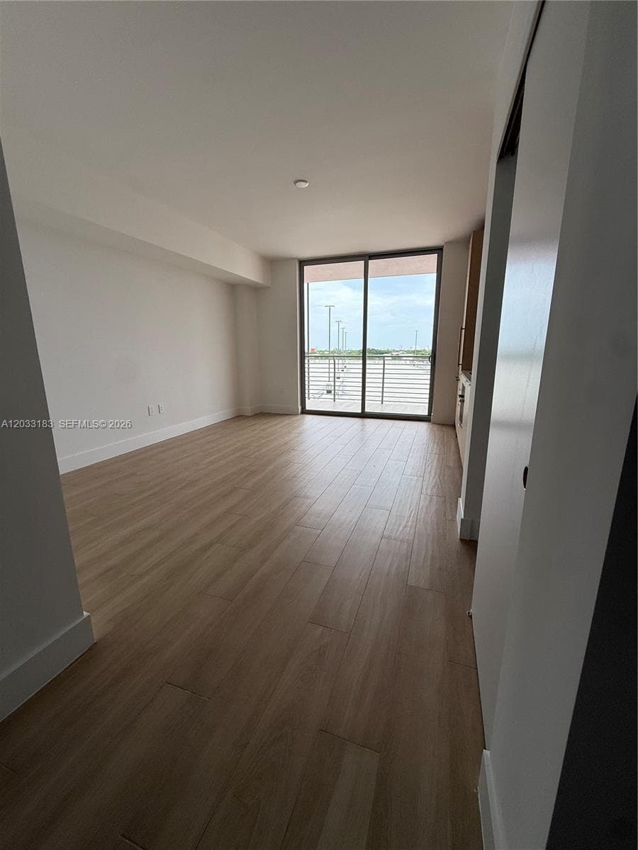 90 NE 32 street # 623, Miami, FL 33127 photo 4
