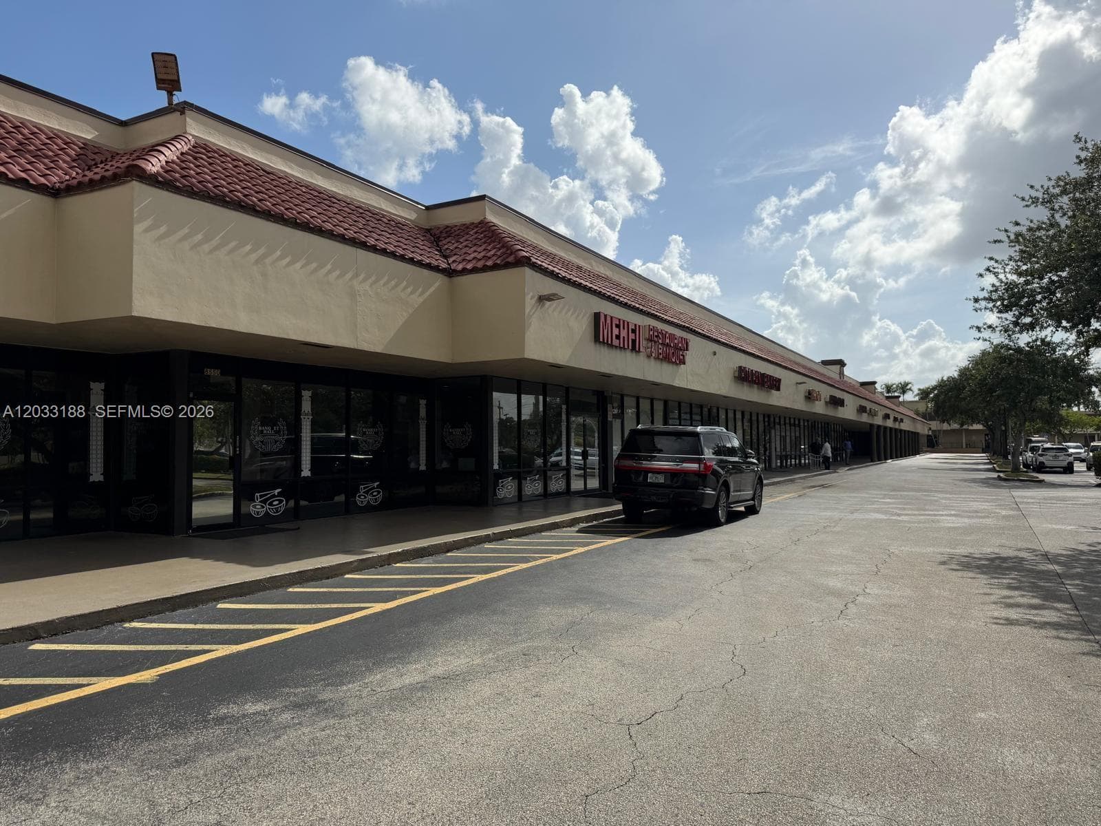 8618 NW 44th st, Sunrise FL 33351 photo 3