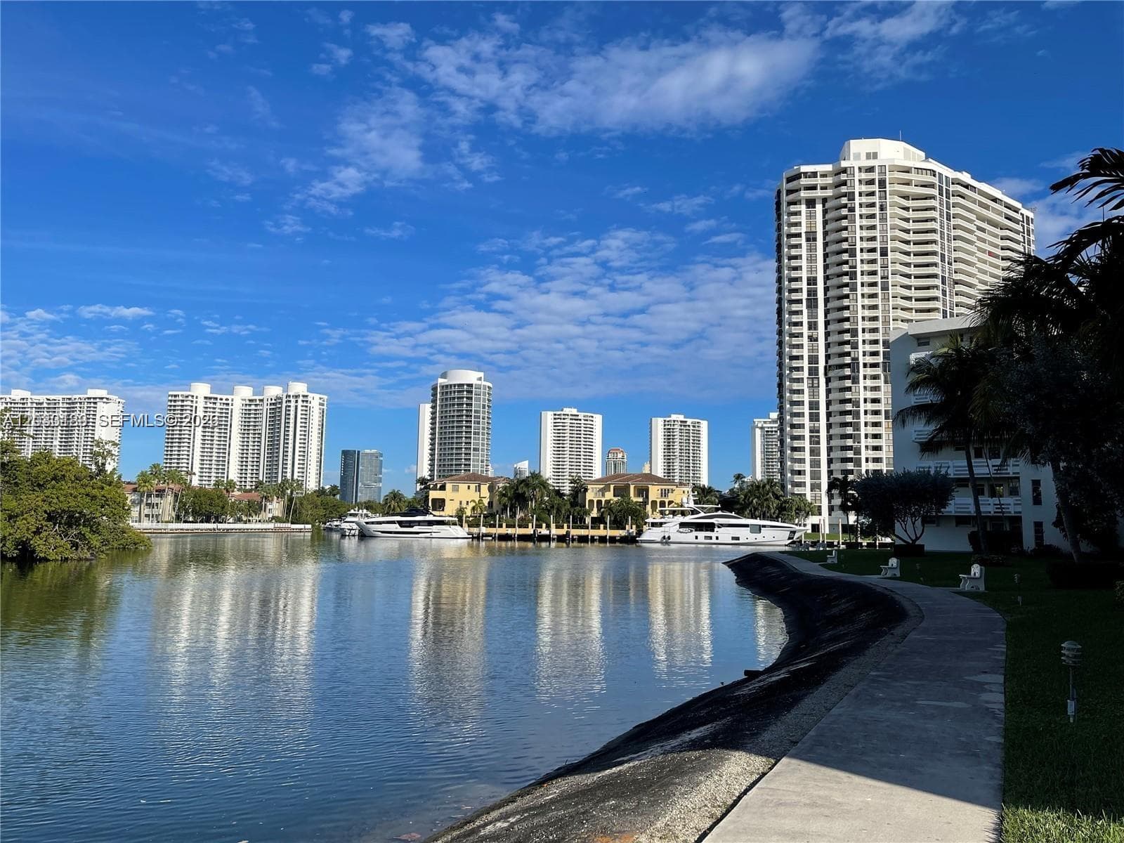 3030 Marcos Dr # T314, Aventura FL 33160 photo 3