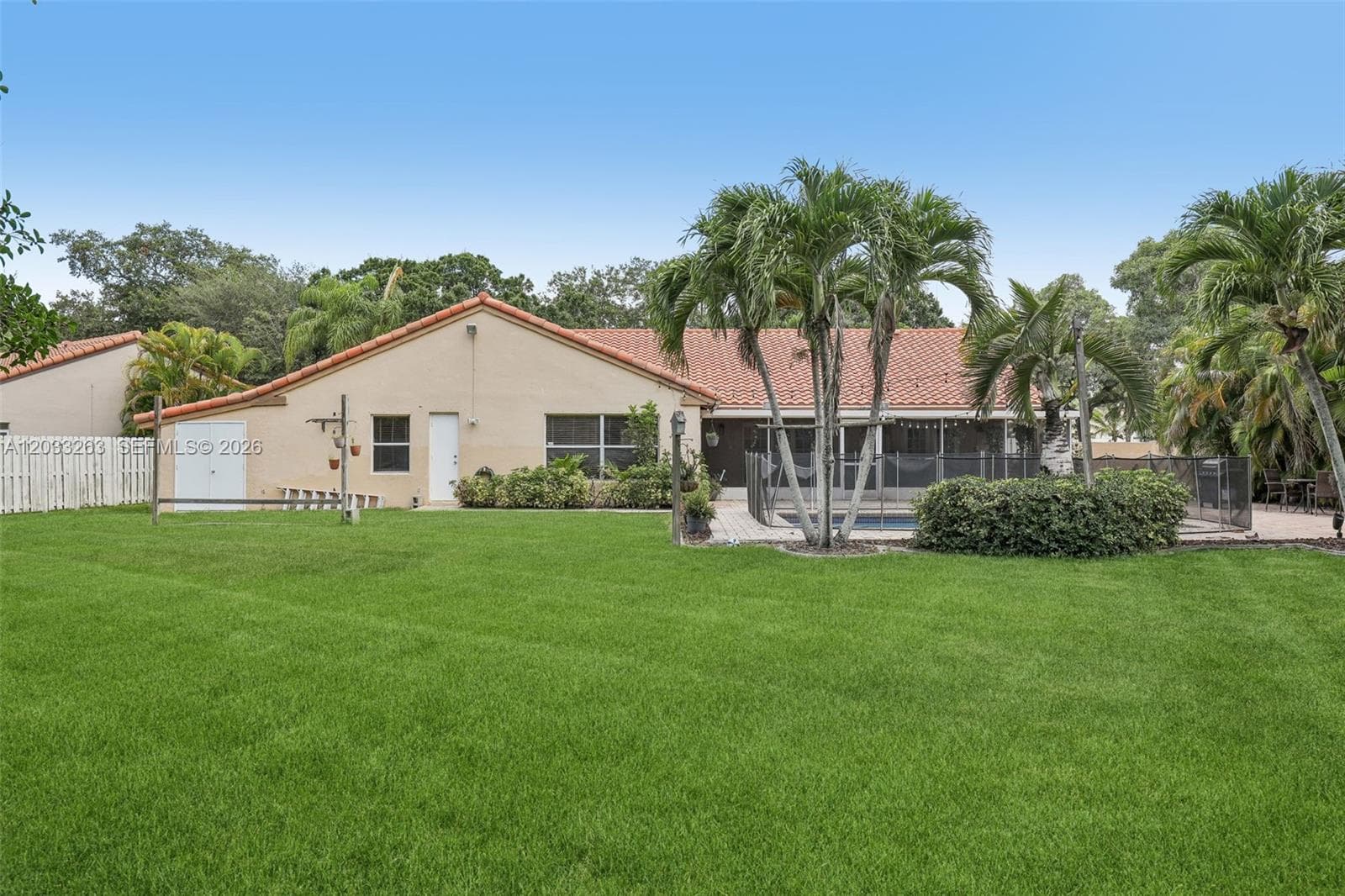 13100 NW 11th Dr, Sunrise FL 33323 photo 3